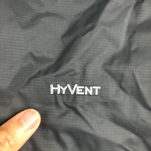 The north face boys jacket 18-20 - Picture 6 of 11